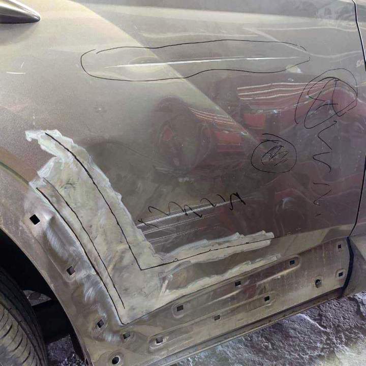 Réparation de carrosserie en cours La Réunion